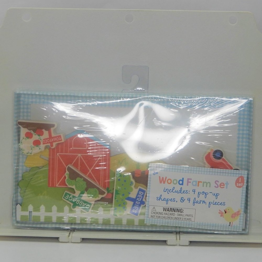 Horizon Group Wood Farm Set 8 Pieces Learning Set